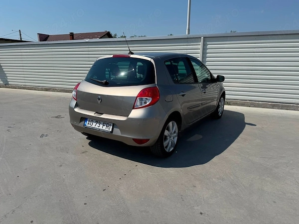 RENAULT Clio 2011 — imagine 4