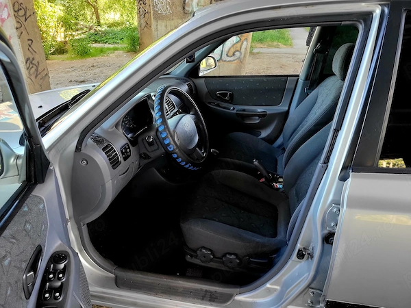 HYUNDAI Accent 2000 — imagine 10