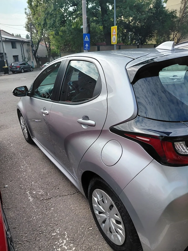 TOYOTA Yaris 2022 — imagine 6