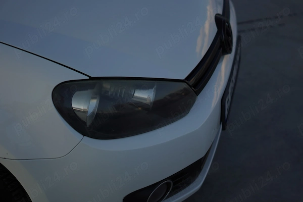 VOLKSWAGEN Golf 2011 — imagine 4