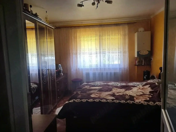 Vând garsonieră în Brașov — fotografia 2