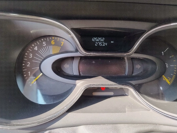 RENAULT Captur 2015 — imagine 2