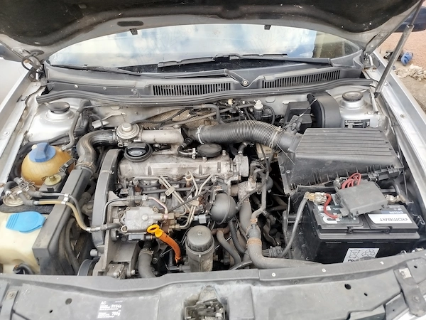 VOLKSWAGEN Golf 2002 — imagine 10