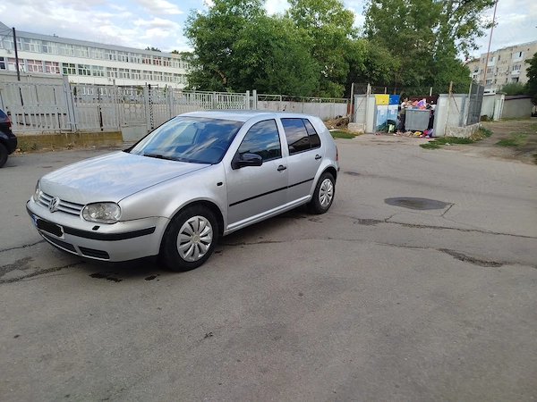 VOLKSWAGEN Golf 2002 — imagine 3