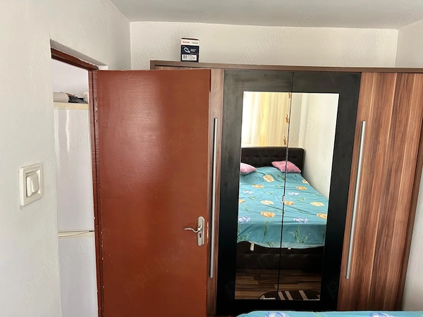 Vând apartament 2 camere etaj 2 zona Piața Mică — fotografia 3