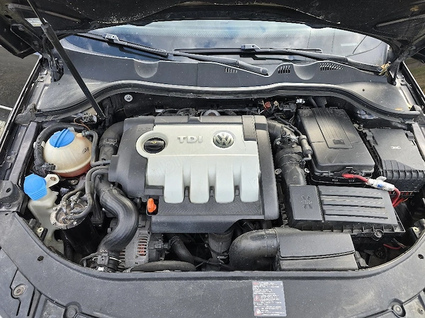 VOLKSWAGEN Passat 2006 — imagine 2