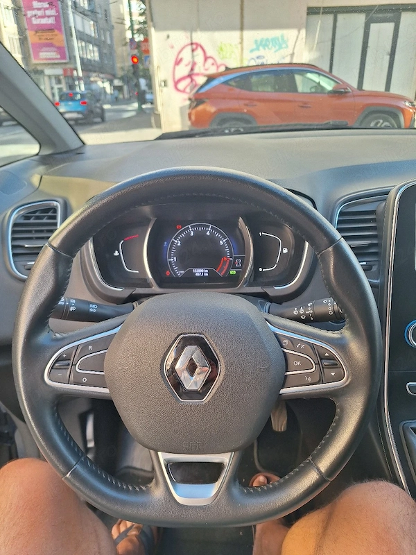 RENAULT Scenic 2018 — imagine 5