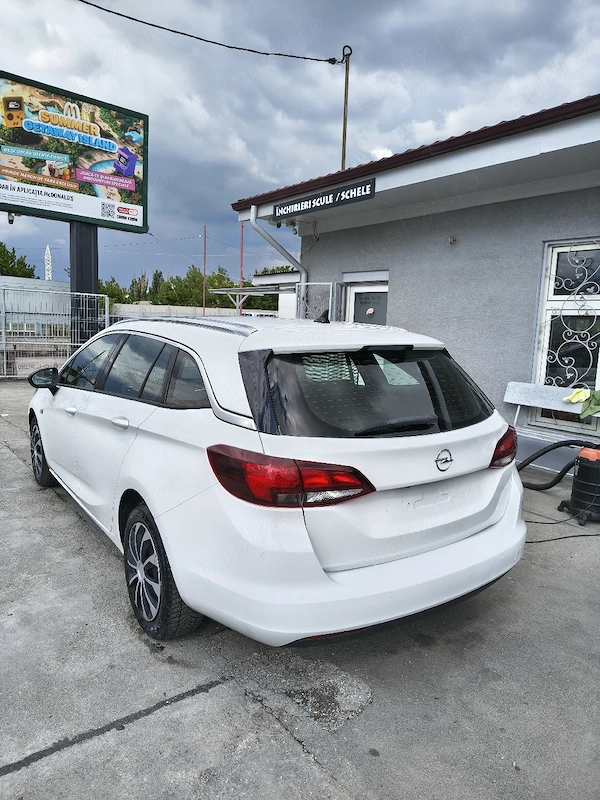 OPEL Astra 2021 — imagine 3