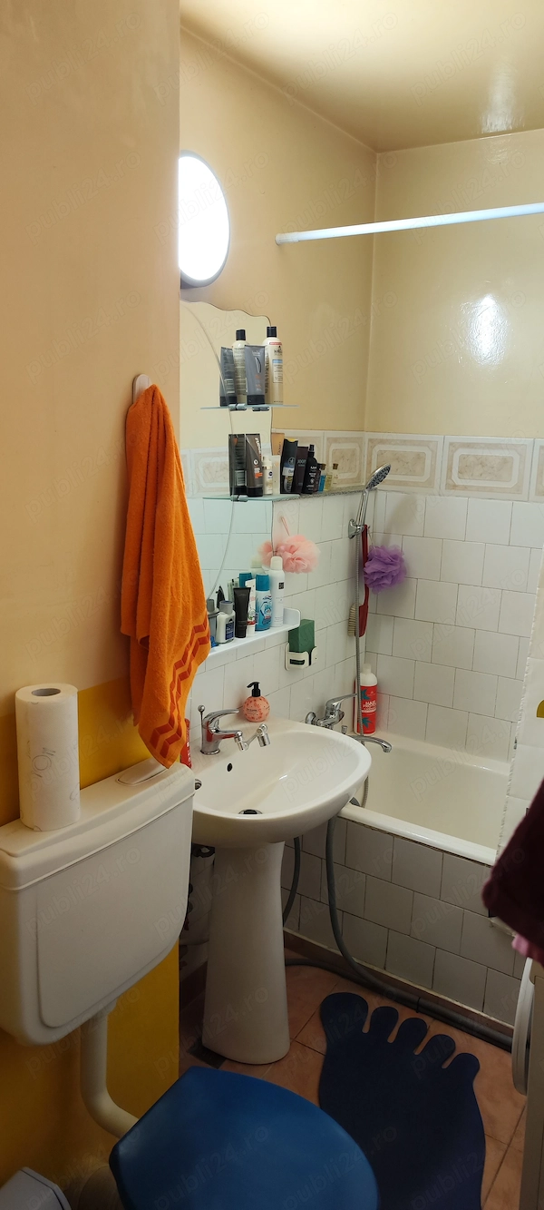 Ofer garsoniera de inchiriat — fotografia 2