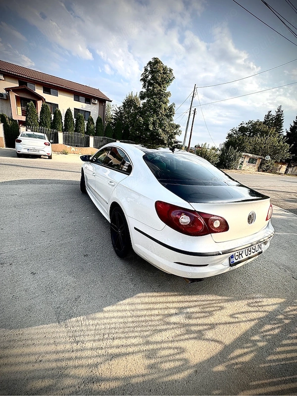 VOLKSWAGEN Passat CC 2011 — imagine 3