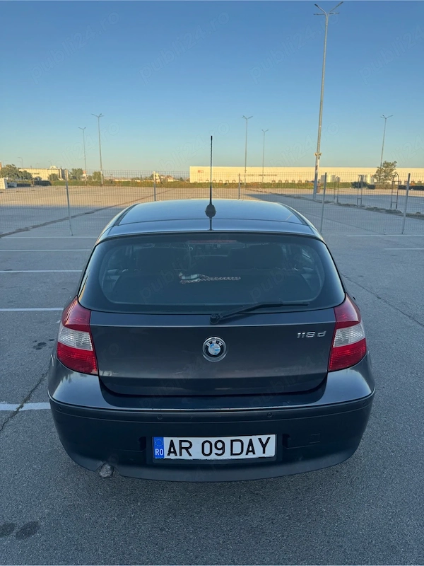 BMW 1 Series 2005 — imagine 3