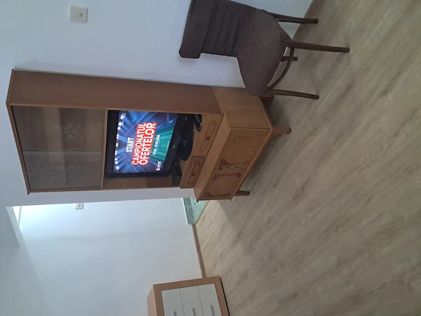 PROPRIETAR ÎNCHIRIEZ GARSONIERĂ, 22MP, etaj 2, zonă centrală și liniștită — fotografia 2