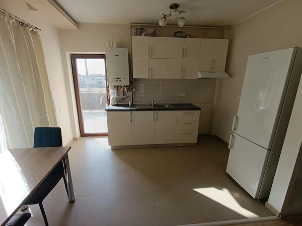 Apartament 3 camere, loc de parcare, Dumbravita — fotografia 3