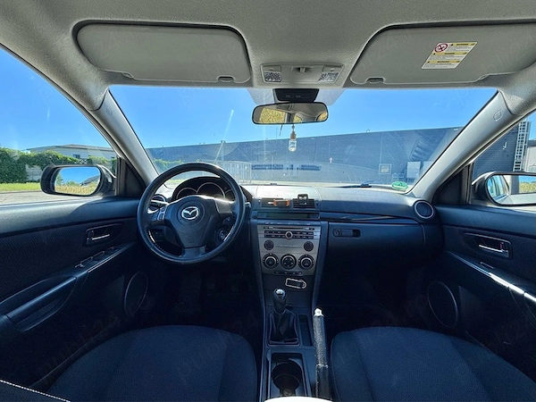 MAZDA 3 2006 — imagine 4