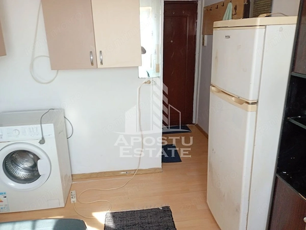 Garsoniera de vanzare, etaj 4, zona Dacia, Timisoara — fotografia 3