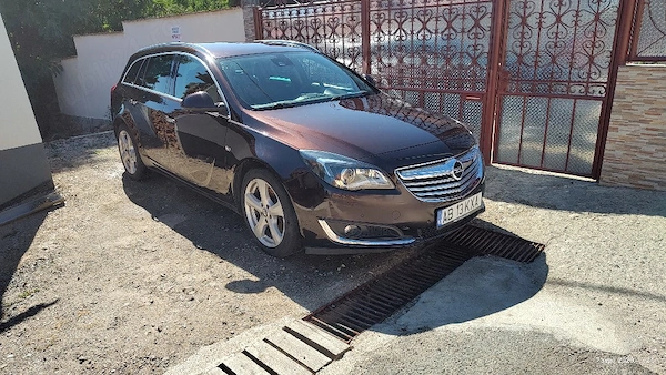 Opel Insigna Sport Tourer 2015 BiXenon 2.0 CDTI 170CP Euro5