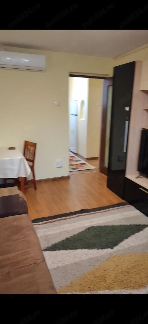 Proprietar vând apartament 2 camere — fotografia 3