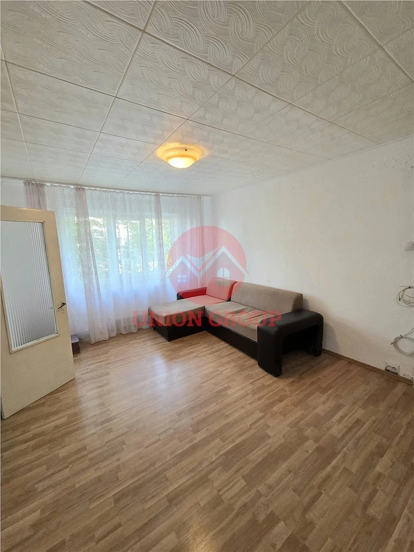 Apartament 3 Camere, Semidecomandat, zona Badea Cartan — fotografia 3