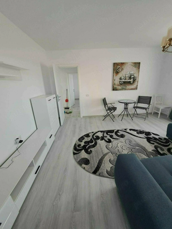 Inchiriez apartament 2 c in Sanpetru cu parcare — fotografia 3