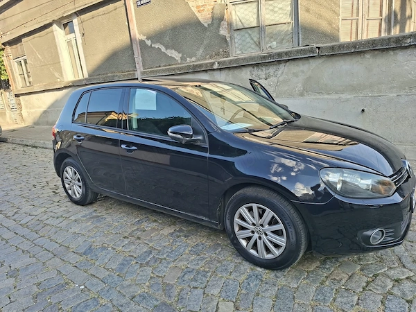 VOLKSWAGEN Golf 2011 — imagine 2
