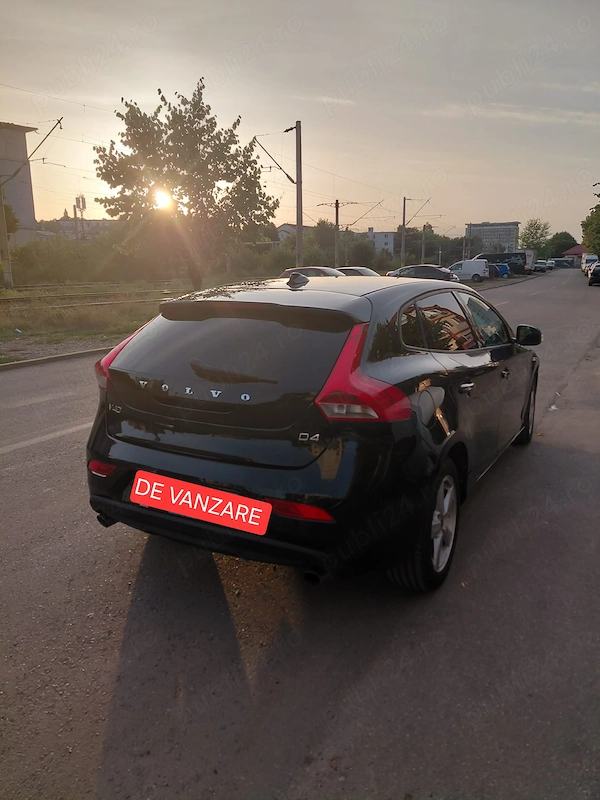 VOLVO V40 2015 — imagine 3