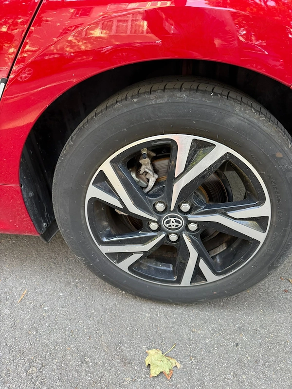 TOYOTA Yaris 2024 — imagine 4