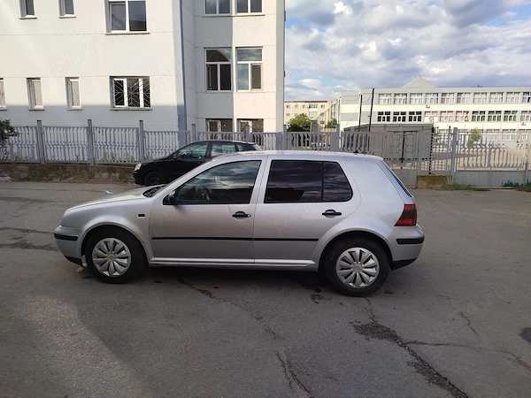 VOLKSWAGEN Golf 2002 — imagine 7
