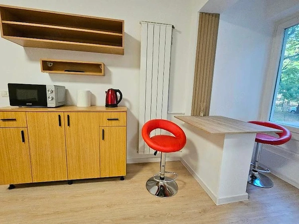 Apartament 2 camere. Decomandat. Cu Parcare. La 5 min metrou Aparatorii Patriei — fotografia 1