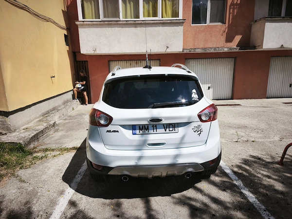 FORD Kuga 2011 — imagine 2