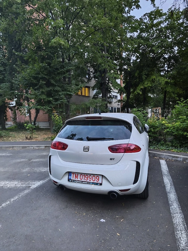 SEAT Leon 2010 — imagine 6