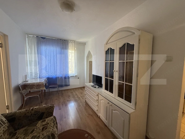 Apartament cu 2 camere, 35 mp, zona Micro 14 — fotografia 1