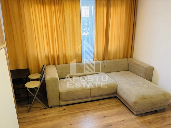 Garsoniera de vanzare, complet renovata, zona UMT, Timisoara — fotografia 1