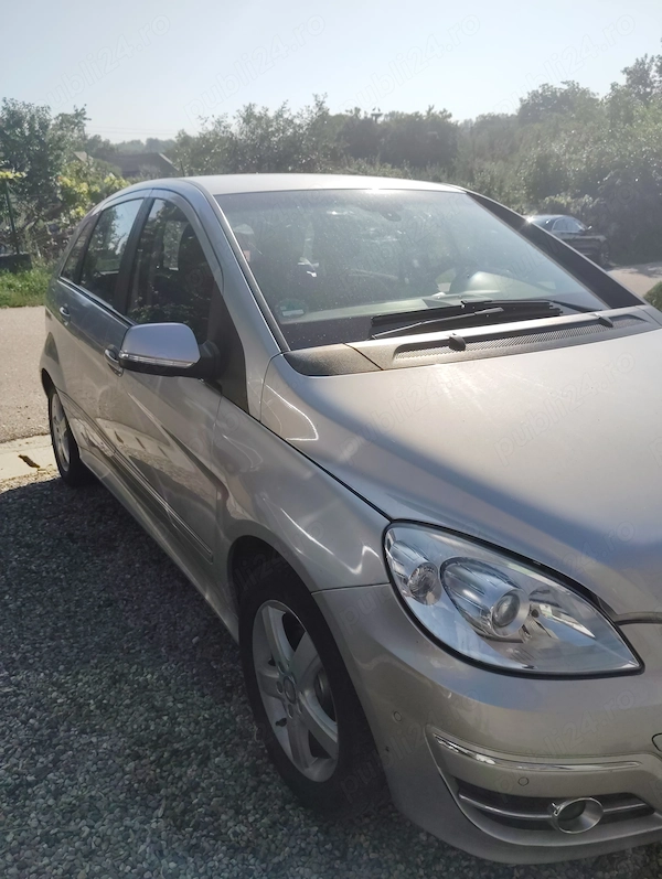 MERCEDES-BENZ B-Class 2010 — imagine 4