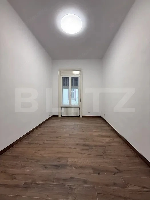 Spațiu versatil / Apartament cu 2 camere de închiriat – Zona Ultracentrală — fotografia 3