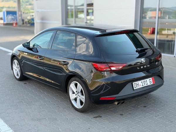 SEAT Leon 2015 — imagine 2