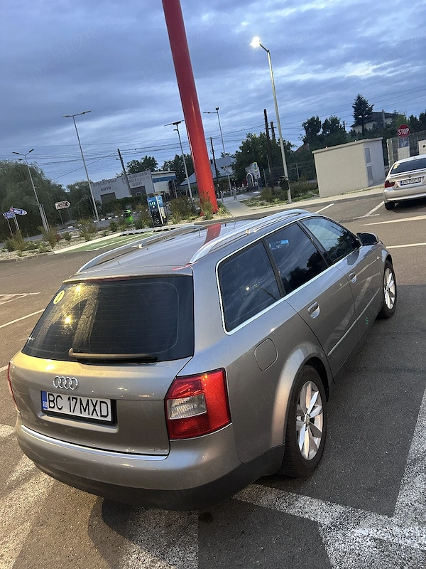AUDI A4 2004 — imagine 9