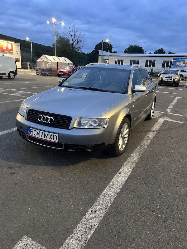 AUDI A4 2004 — imagine 8