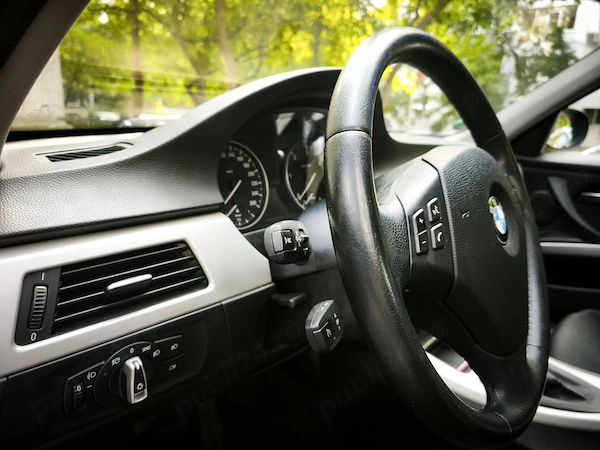 BMW 3 Series 2010 — imagine 4