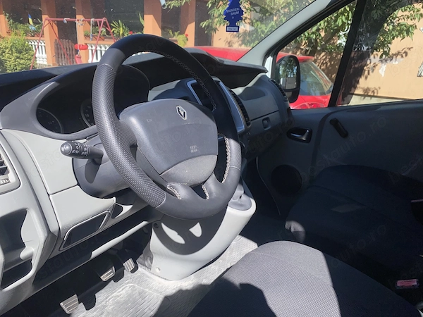 RENAULT Trafic 2011 — imagine 7