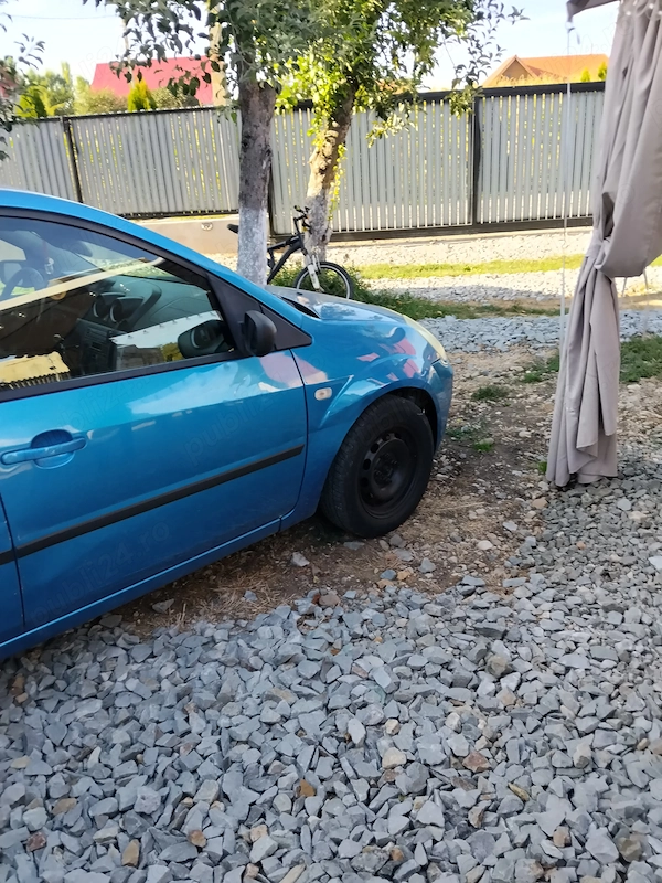 FORD Fiesta 2005 — imagine 5