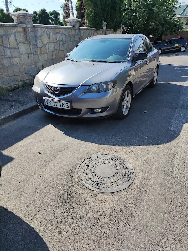 MAZDA 3 2005 — imagine 2