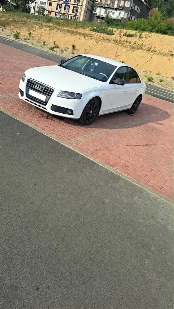 AUDI A4 2011 — imagine 2