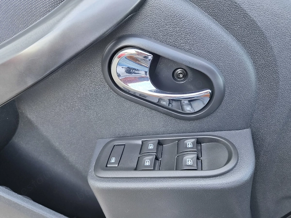 DACIA Duster 2016 — imagine 17