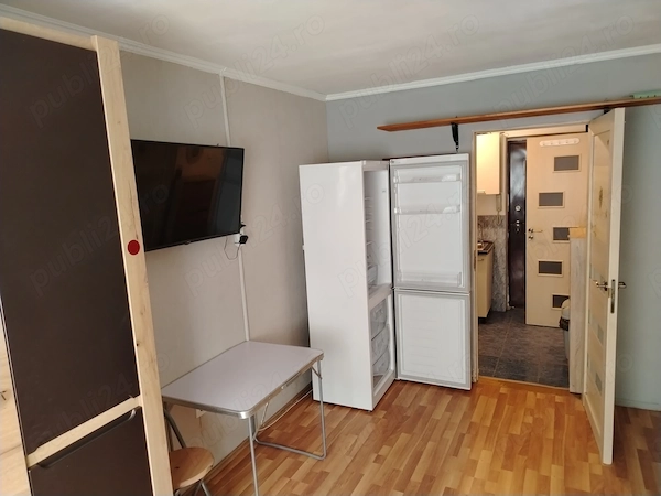 Garsoniera de închiriat — fotografia 3