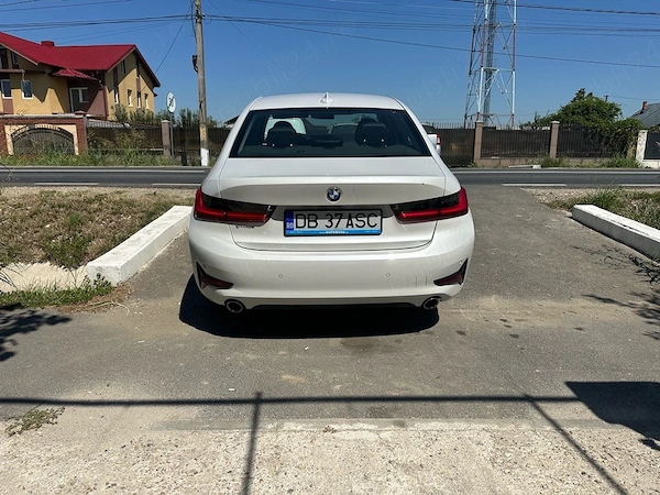 BMW 3 Series 2019 — imagine 5