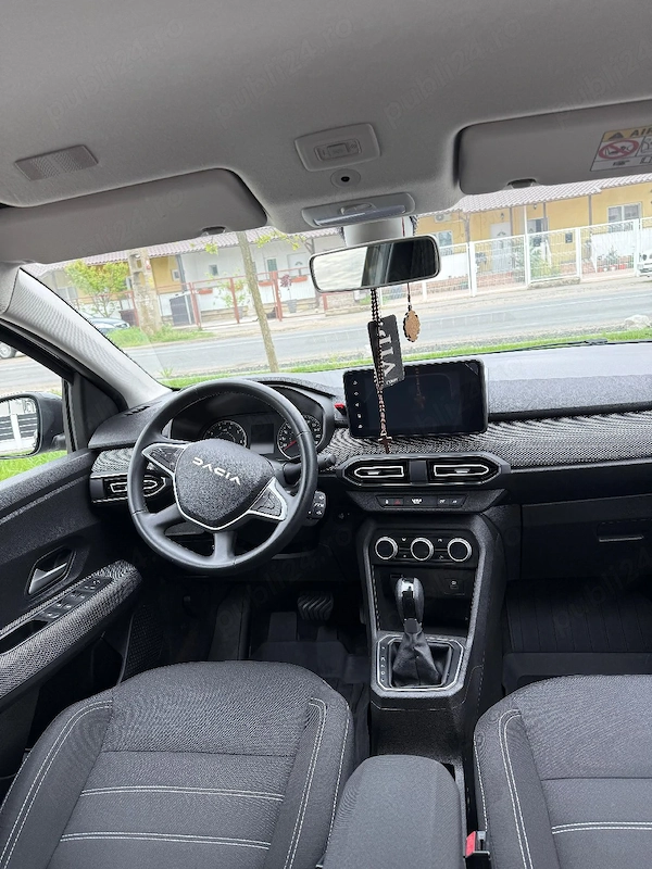 DACIA Logan 2024 — imagine 3