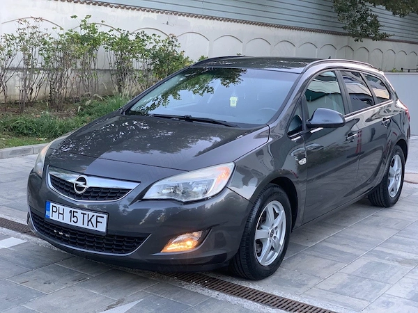 OPEL Astra 2012 — imagine 3
