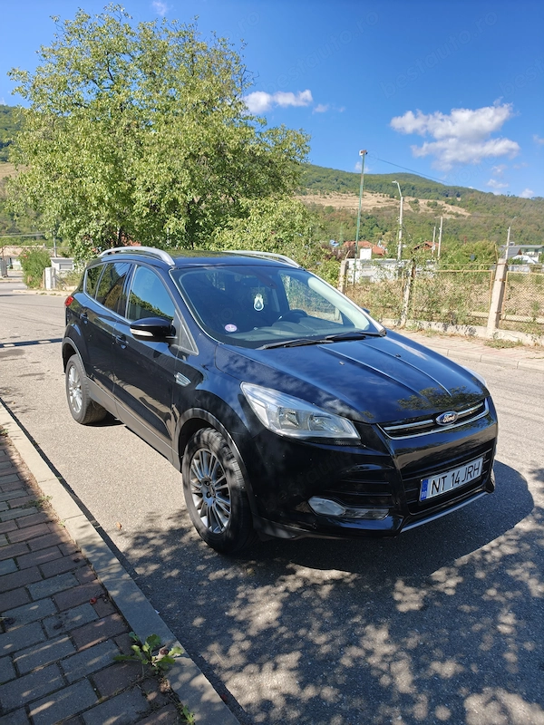 Ford Kuga benzina E5 Titanium Înmatriculat Ro