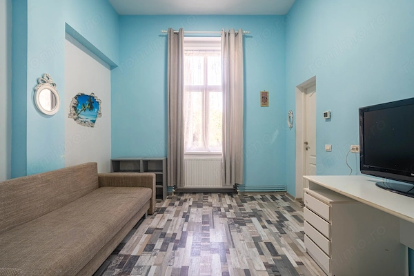 Apartament cu 1 cameră – Central, Arad | Renovat, mobilat și utilat — fotografia 1