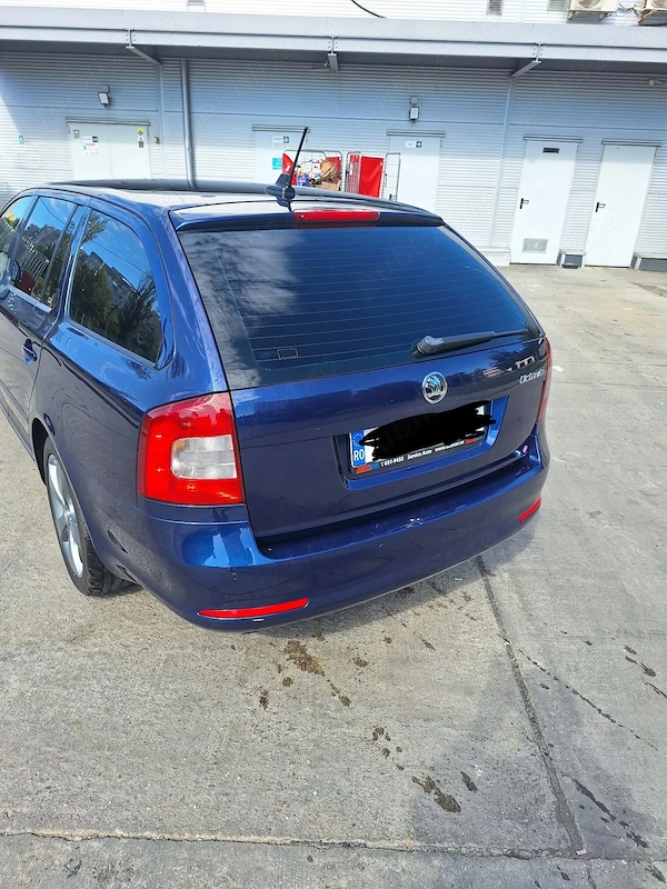SKODA Octavia 2011 — imagine 3